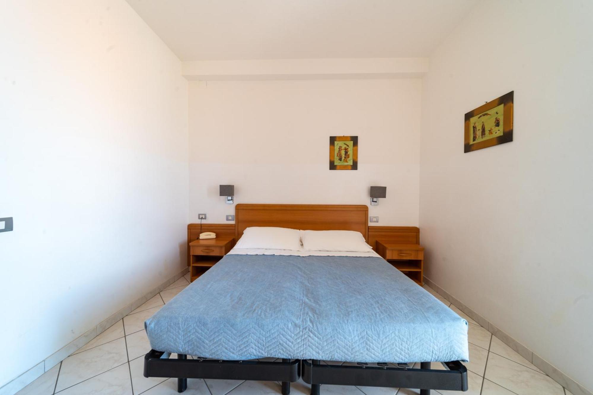 Hotel Casadei ファーノ エクステリア 写真